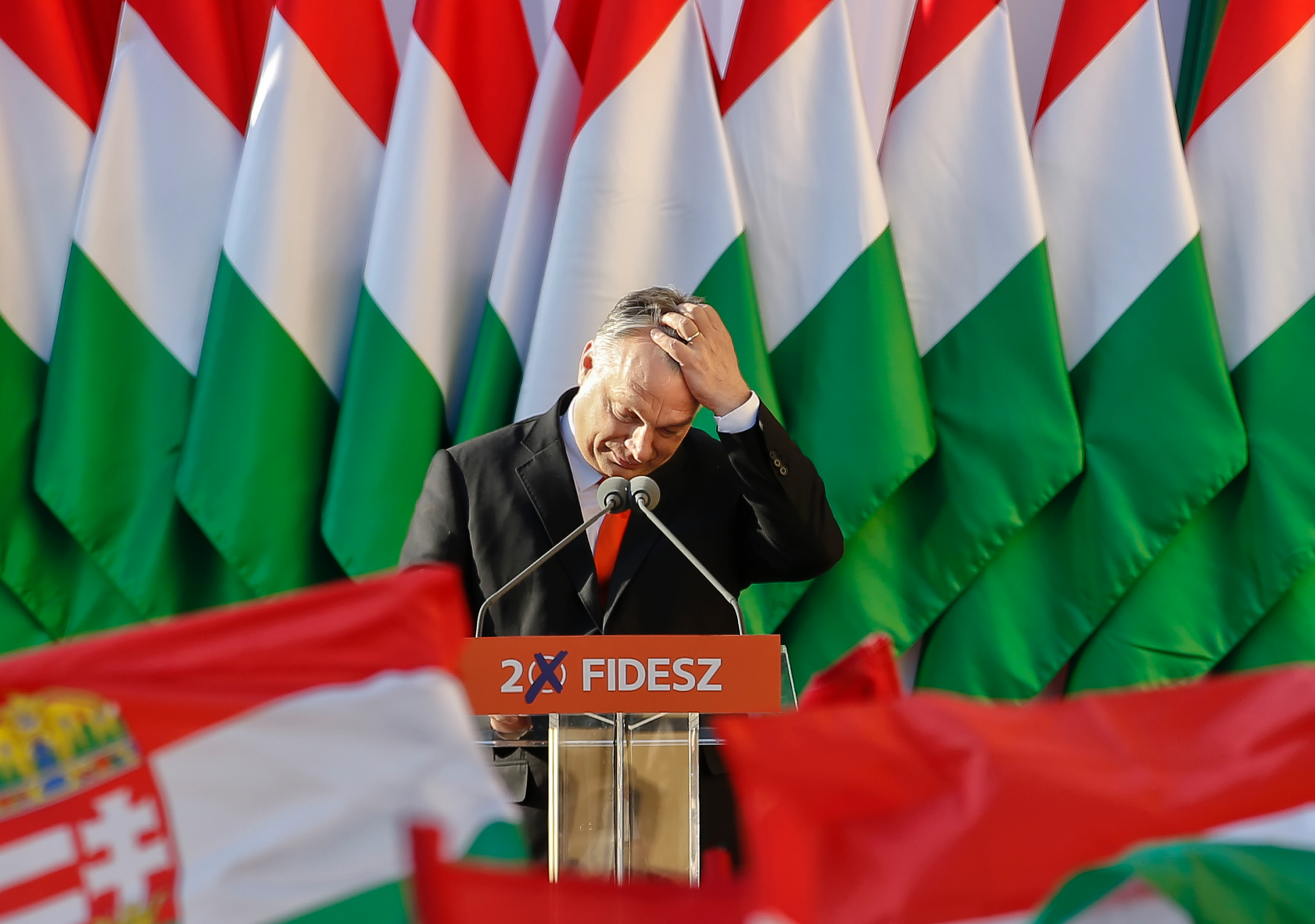 Migration, corruption, jobs; Key issues in Hungary's vote